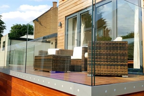 Glass-r54czrxielp1bec49eq26e4omw0slqs7whe3vnvctc